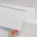 Wersja tablicy: magnetyczna, suchościeralna, usztywniona PCV