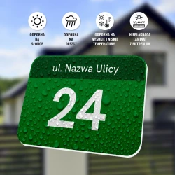 Tabliczka na dom z oznaczeniem ulicy i numerem