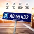 Tabliczka parkingowa: numer rejestracyjny, miejsce zarezerwowane