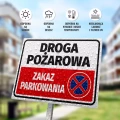 Tabliczka: Droga pożarowa, zakaz parkowania