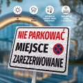 Tabliczka parkingowa: Nie parkować, miejsce zarezerwowane