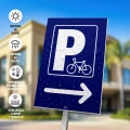 Tabliczka parkingowa: Parking dla rowerów, strzałka w prawo