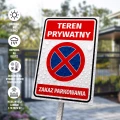 Tabliczka: Teren prywatny, zakaz parkowania