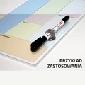 Metalowy uchwyt samoprzylepny z markerem, przyklejony bezpośrednio do powierzchni tablicy suchościeralnej